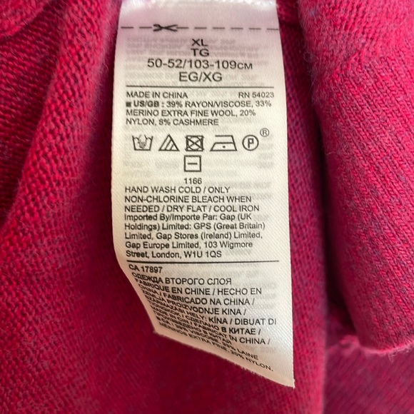 Banana Republic; NWT Cardigan Sweater. Rayon, Merino Wool, Nylon, Cashmere; XL - Picture 7 of 15